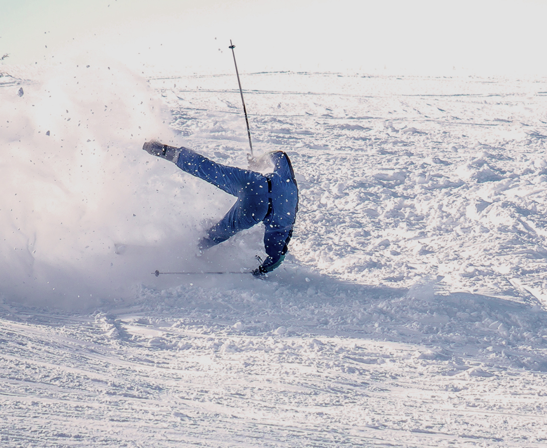 Accident de ski sur une piste artificielle et responsabilité de l’exploitant